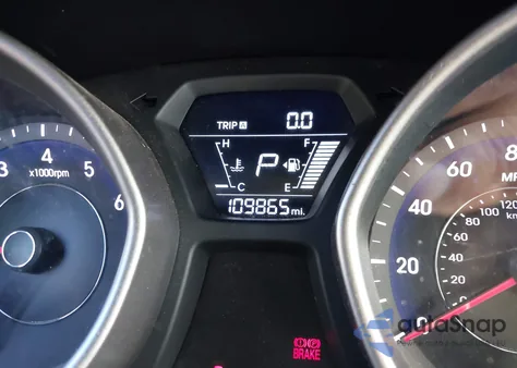 2016 Hyundai Elantra Se z USA, uszkodzony, nr VIN 5NPDH4AE9GH672776